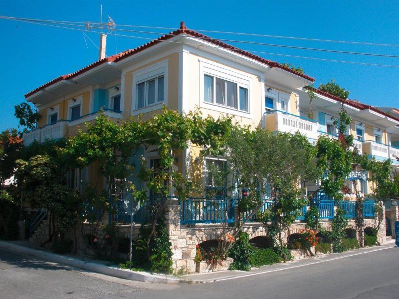 Paris Beach Hotel Ireo  Zewnętrze zdjęcie
